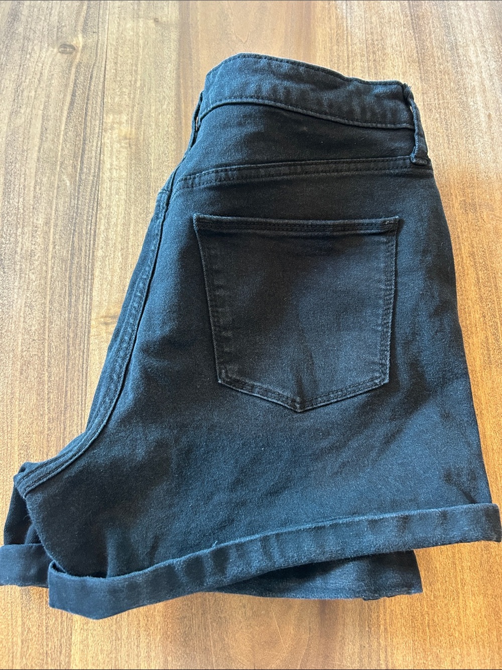 (Pair)Universal Thread Black Rolled-Hem Denim Shorts & burnt orange shorts - Picture 5 of 10